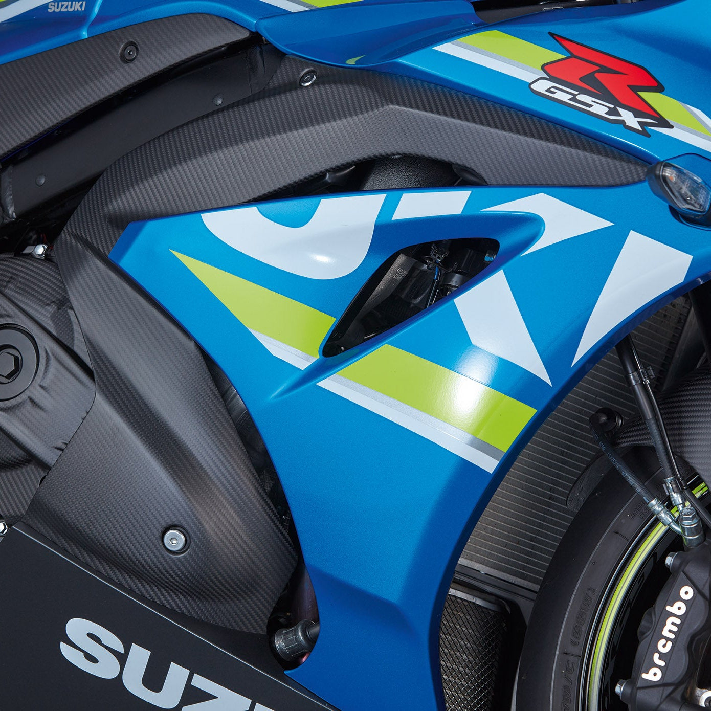 AISKA Suzuki GSXR1000 2017+ Carbon Fiber Frame Covers