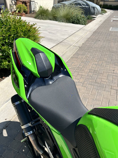 AISKA 100% 3K Dry Carbon Fiber Motorcycle Accessories Rear Seat Tail Cover Panel Fairing for Kawasaki Ninja 400 2018-2024